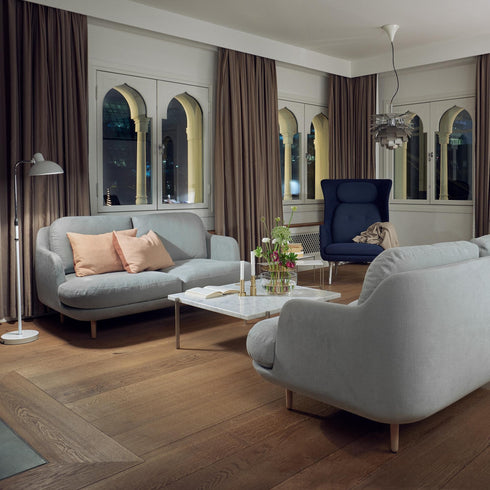 Lune™ JH200 2-Seater Sofa / Aluminium Feet